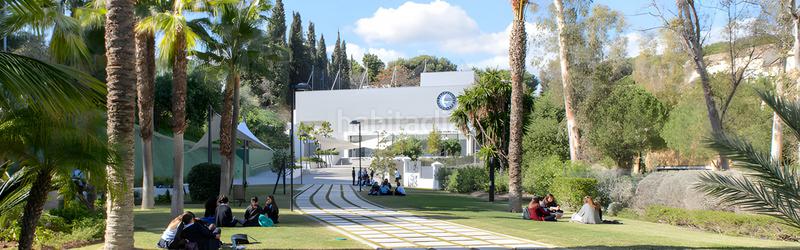 Foto 1b100d20-3a5c-4713-b262-20a27dbaf132. Apartament amb aparcament piscina a Nueva Andalucía centro Marbella