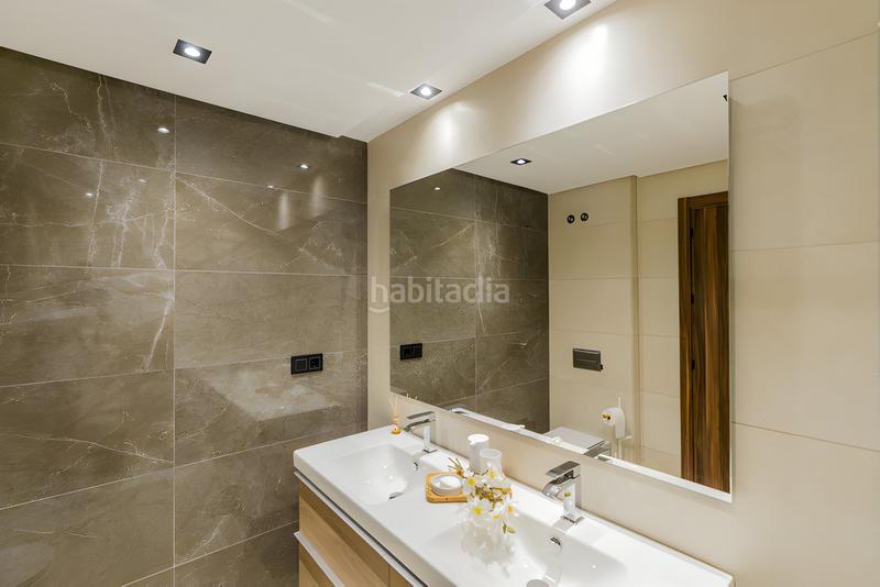 Foto 6ab5a173-4a6c-4972-90b5-dc614af97a14. Apartament amb aparcament piscina a Nueva Andalucía centro Marbella