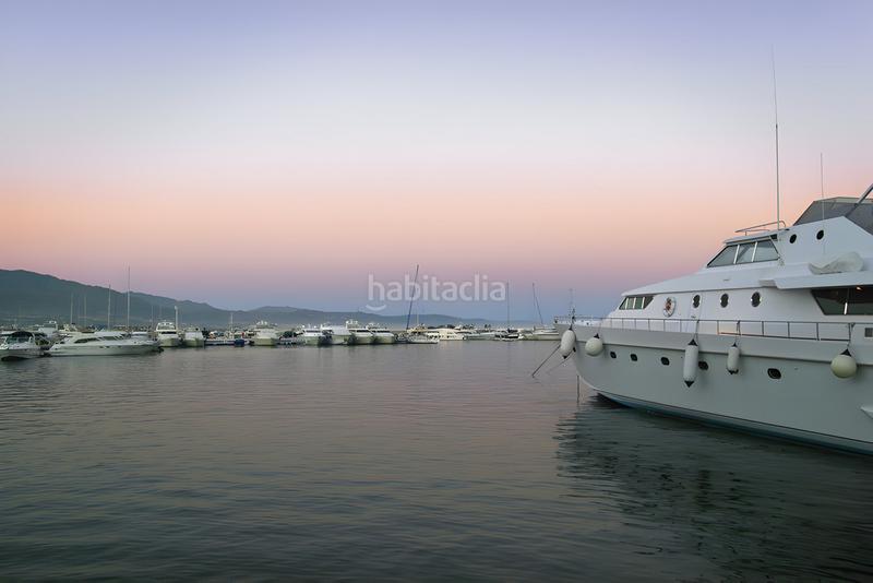 Foto 82d9479b-600e-4a0b-8088-3fbb0491c578. Apartament amb aparcament piscina a Nueva Andalucía centro Marbella