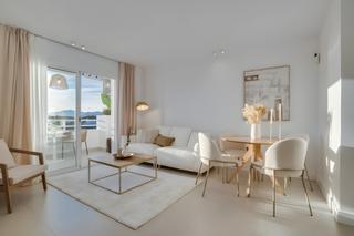 Apartament a Playa Bajadilla - Puertos. Apartamento en última planta en venta en marbella