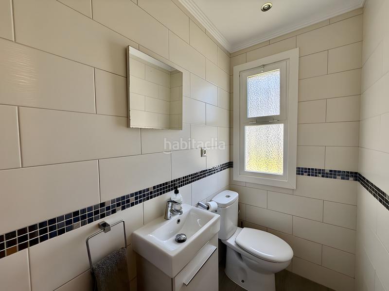 Foto 9b8e4901-e962-4612-9b56-b06b86840763. Casa pareada casa adosada en esquina en venta en Calahonda en Mijas