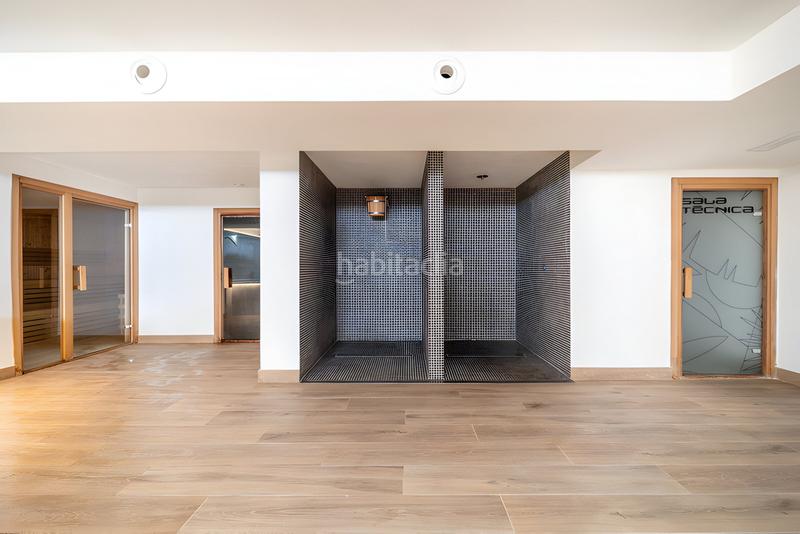 Foto 2025933d-f009-4930-b044-e8befd16c185. Apartament amb calefacció aparcament piscina a El Faro de Calaburra - Chaparral Mijas