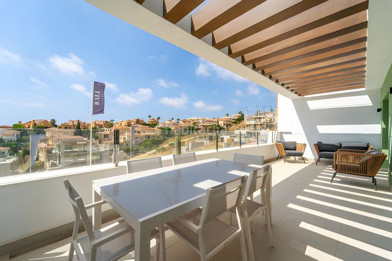 Foto e882bb63-2575-4a05-ae83-11a4cfc73ef0. Apartament amb calefacció aparcament piscina a El Faro de Calaburra - Chaparral Mijas
