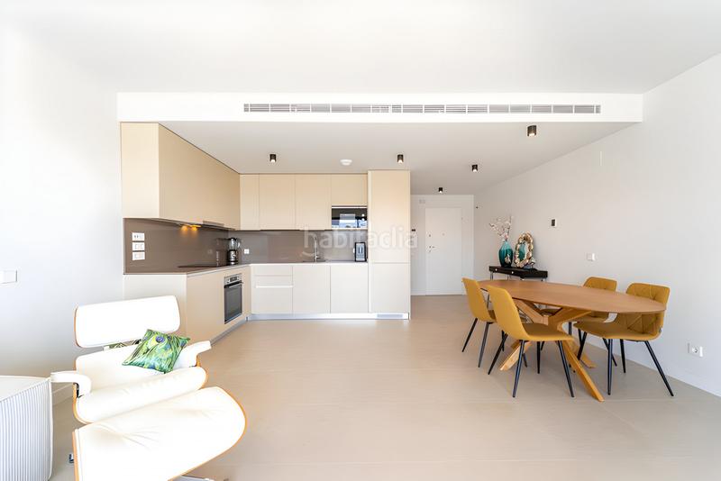 Foto fa36c64f-31b2-4fbd-a256-2b6126ebf3b0. Apartament amb calefacció aparcament piscina a El Faro de Calaburra - Chaparral Mijas
