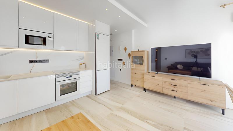 Foto 62bfcd4d-f311-497e-8732-1e5469460314. Apartamento  en planta media en venta en Fuengirola