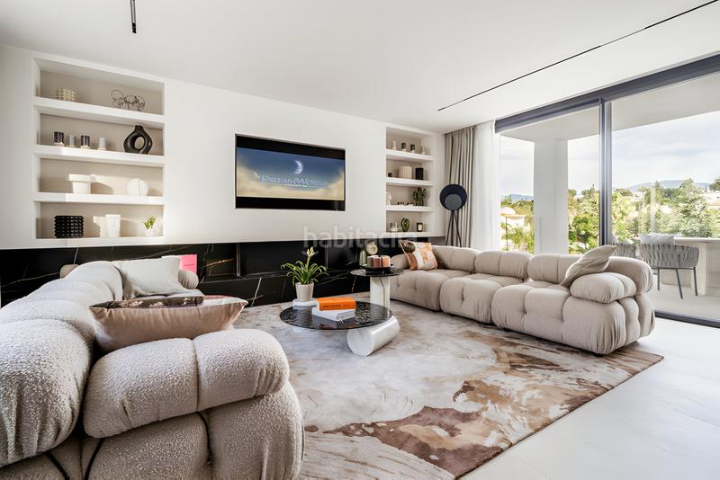 Foto a6d0dd77-021d-40ed-9b25-2b803ebb0bd2. Casa amb aparcament piscina a El Madroñal Benahavís