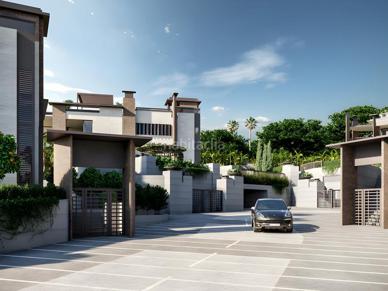 Foto 8a92599f-eb7f-46a4-987c-9b166c16769f. Casa con parcheggio piscina in Puerto Banús Marbella