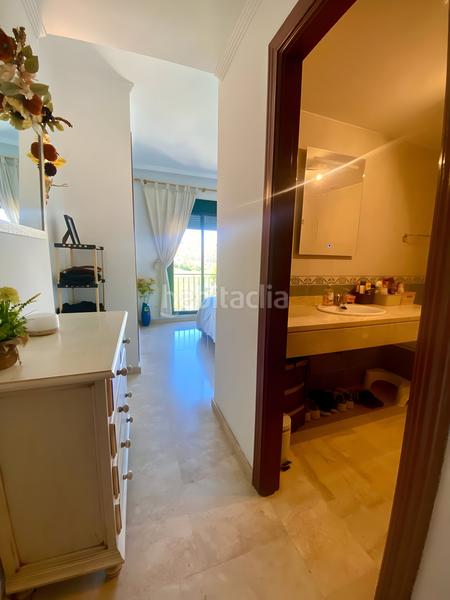 Foto d5be1d8b-c968-475d-a725-69ed6dd22c6b. Dúplex amb aparcament piscina a La Duquesa Manilva