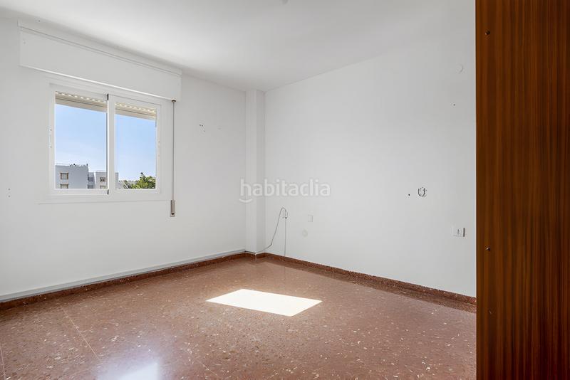 Foto 7a8363e6-d8fe-4415-b668-ad0dec479ea5. Apartamento  en última planta en venta en Torremolinos