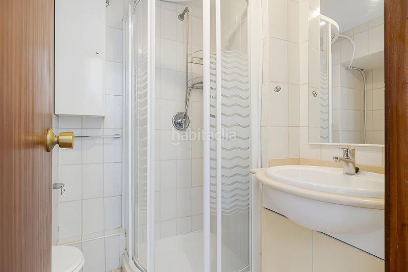 Foto a3804008-edee-432e-bbac-c7494ab083e7. Apartamento  en última planta en venta en Torremolinos