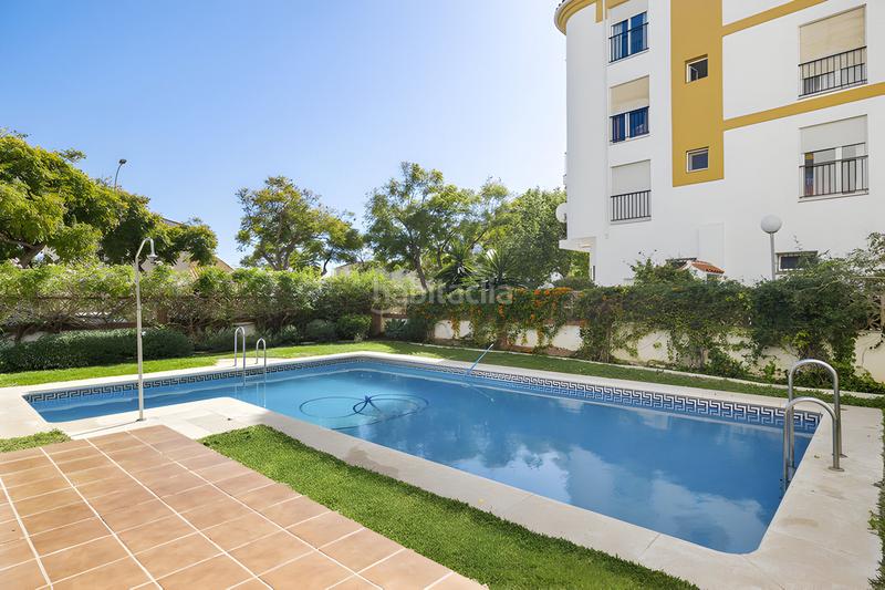 Foto ab225408-af69-4aff-abad-a0e8d8564024. Apartamento  en última planta en venta en Torremolinos