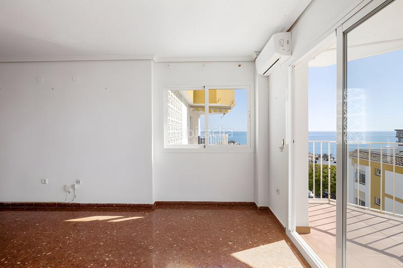 Foto b22f4631-787b-4b06-a525-d3686eb9bb62. Apartamento  en última planta en venta en Torremolinos