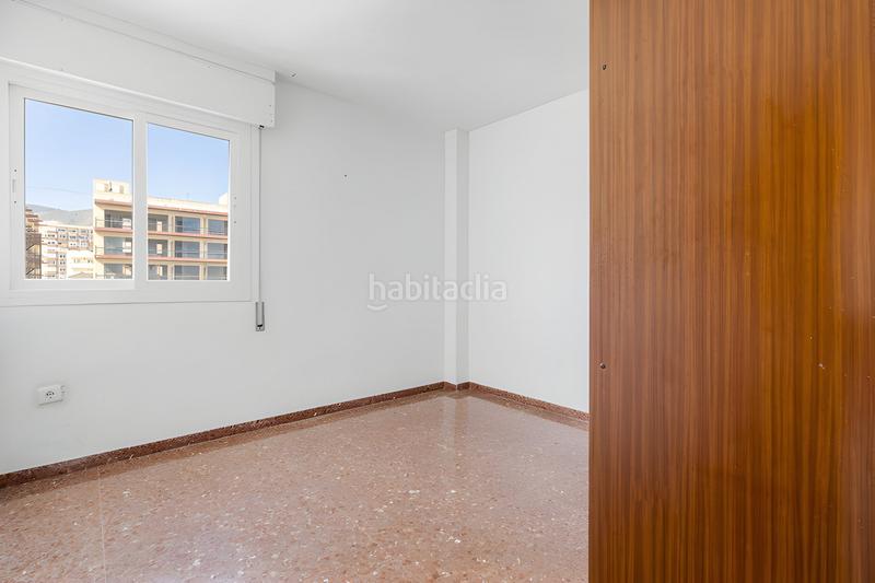 Foto f967920a-d3fd-441b-9617-fcf530e3de73. Apartamento  en última planta en venta en Torremolinos