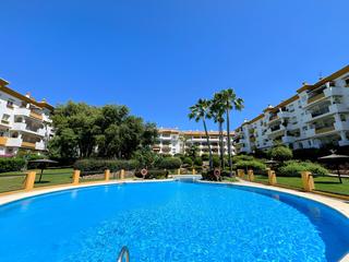 Planta baja en Nagüeles Alto. Apartamento en planta baja en venta en nageles