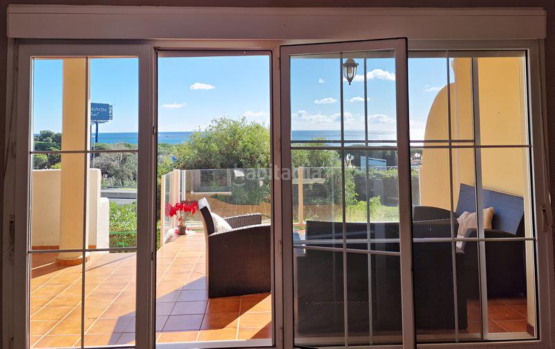 Foto 3f53e37c-ccd2-4b24-9256-d3b69957ab13. Planta baixa amb aparcament piscina a Cabopino - Artola Marbella