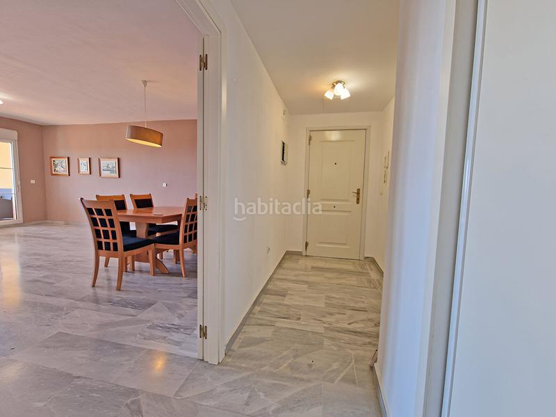 Foto d19787da-9449-4a98-a91d-e97f39480383. Planta baixa amb aparcament piscina a Cabopino - Artola Marbella