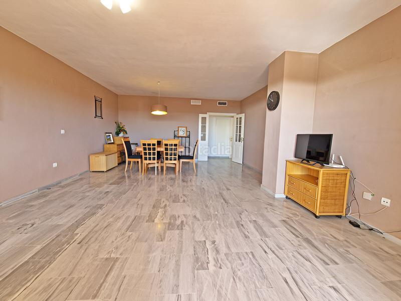 Foto df0ab427-de4f-4c62-b0f3-3292d859b3dc. Planta baixa amb aparcament piscina a Cabopino - Artola Marbella