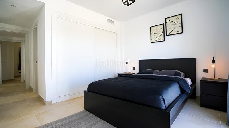 Foto 8758310a-614f-4c91-ab58-f319d6f219c1. Apartamento  en planta media en venta en Benahavís