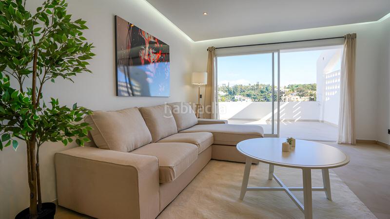 Foto a3417fc9-72cb-4cff-97b2-cd7020b172b9. Apartamento  en planta media en venta en Benahavís