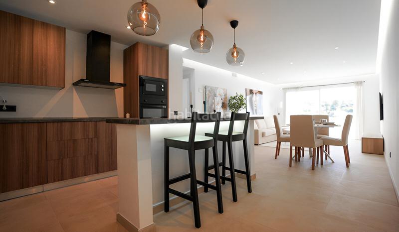 Foto ad24600d-e3bd-459b-8749-c490864f27c1. Apartamento  en planta media en venta en Benahavís
