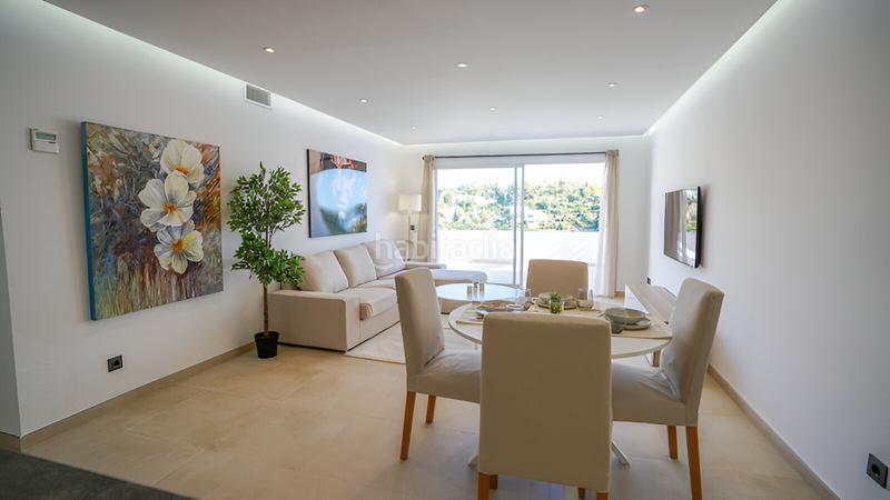 Foto f7157a2d-09c4-48dd-800d-e31d2f03fef5. Apartamento  en planta media en venta en Benahavís