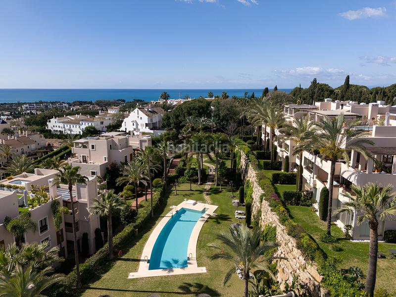 Foto 3183b8e0-6359-4059-a36f-aa8dfa9dd87f. Apartamento  en planta media en venta en el paraíso en Estepona