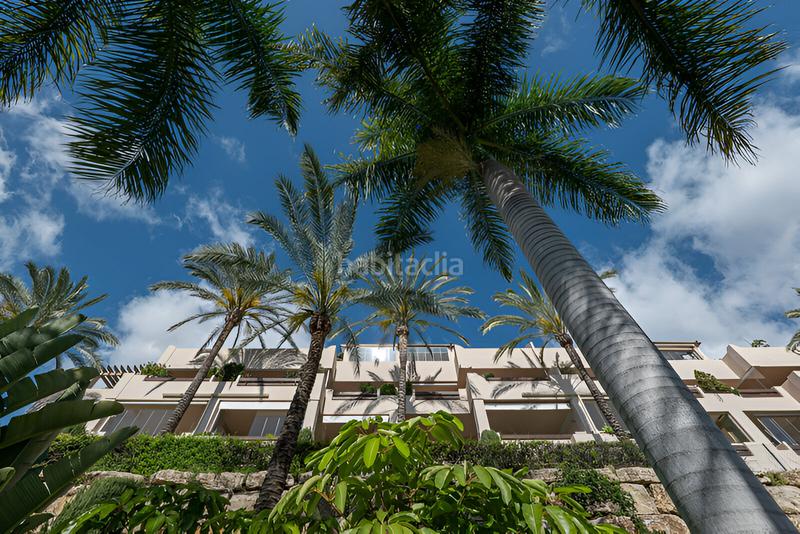 Foto 5b2798c0-c5f4-479e-8bac-ed6fbae9ff8d. Apartamento  en planta media en venta en el paraíso en Estepona