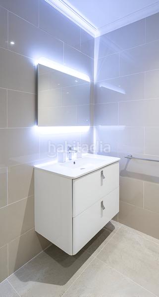 Foto c0ca0cc4-2332-4705-9d10-dd91786421d0. Apartamento  en planta media en venta en el paraíso en Estepona