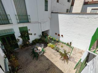 Casa en Rute. Casa señorial en rute (córdoba)-manor house to sell in rute (cór