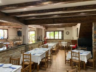 Casa in Rute. Agr-1104 se vende restaurante con vivienda en rute (córdoba)-for