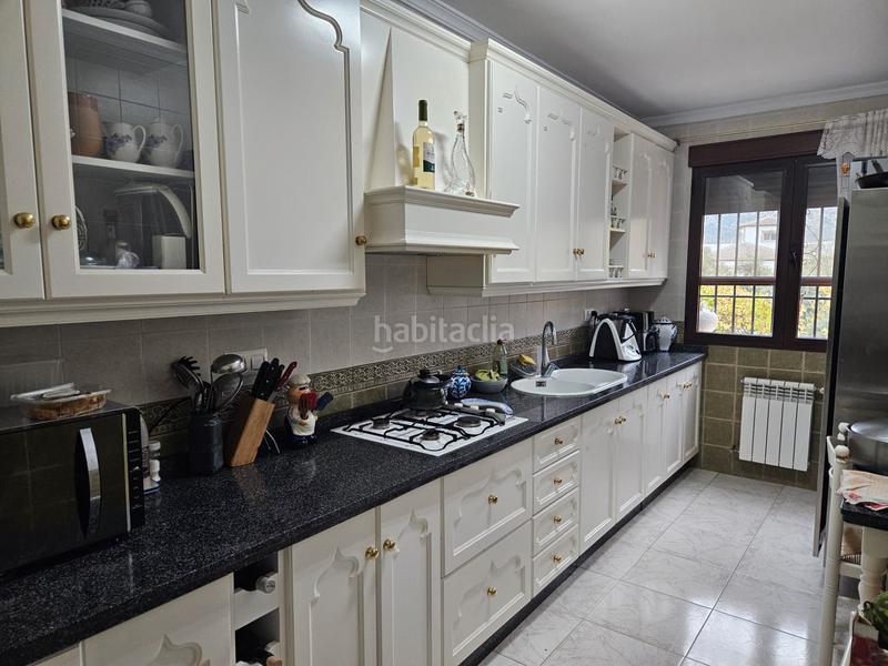 Foto 94bc0bfc-9ccf-482a-a449-9b091fe65970. Casa amb xemeneia calefacció aparcament piscina a Rute