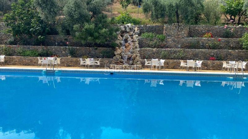 Foto 9600fc0b-8d53-4bb7-a833-beccbc9deece. Casa amb xemeneia calefacció aparcament piscina a Rute