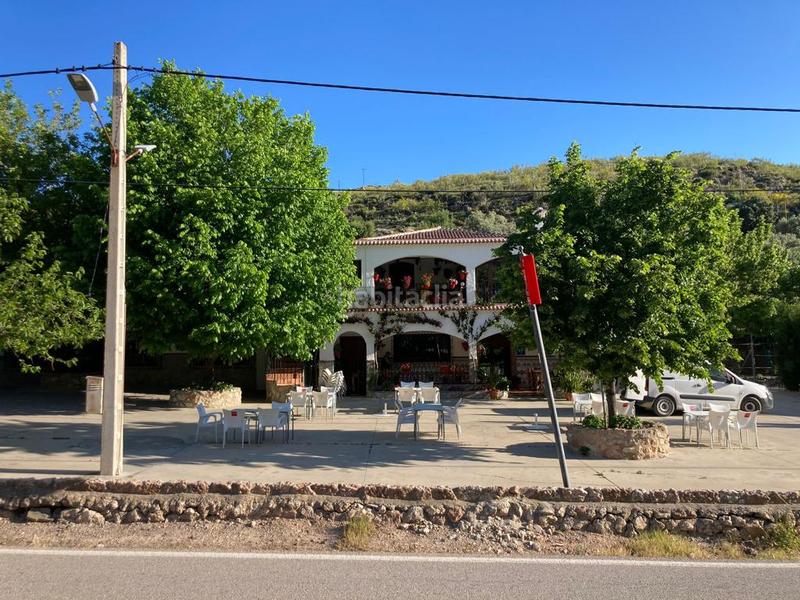 Foto f17f78b6-6a5d-453a-9dd7-1fb3a9ea71e0. Casa amb xemeneia calefacció aparcament piscina a Rute