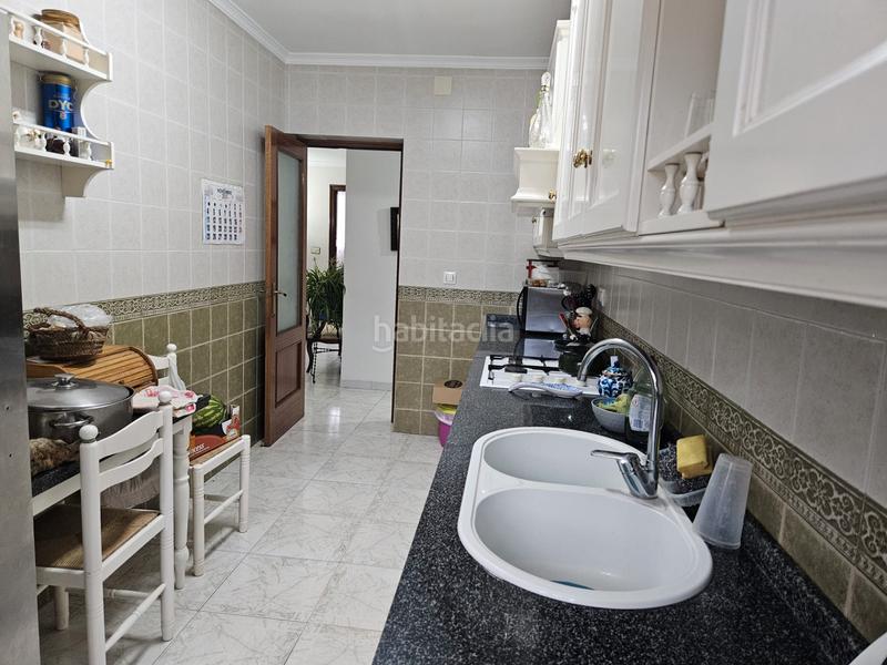 Foto f34b808d-f0f4-4f59-a5e8-7d3774243112. Casa amb xemeneia calefacció aparcament piscina a Rute