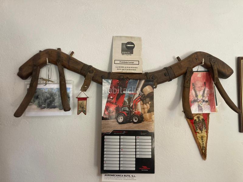 Foto b8ee0bd7-3fd0-49e5-adf6-4b5c44a2fe22. Finca rústica a Rute