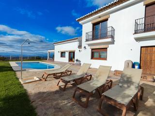 Chalet en Zona de la Vega. Fantástica finca rural agroturismo antequera (málaga)