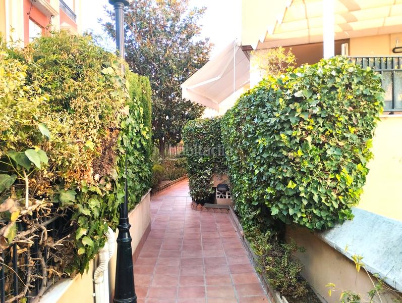 Foto 40f39114-23c3-4db0-ae8f-2c4ed87cfd3f. Casa adosada se vende casa adosada junto a pts () en Granada