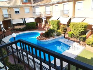 Maison jumelée à Camino de Ronda. Se vende casa adosada junto a pts (granada)