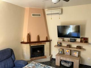 House en Rute. Agr-1220 casa familiar centro rute (crdoba) agr-1220 family tow
