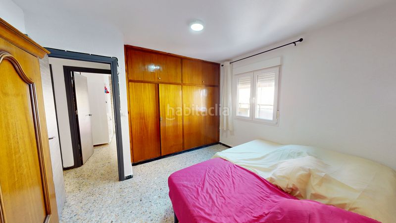 Foto eb238096-26b4-4589-8366-5c5804e79e19. Pis amb calefacció a Barrio Alto - San Félix Almería