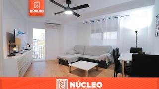 Location Appartement  Calle memorias. Piso en alquiler de temporada 3 habitaciones reformado