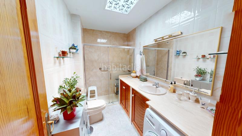 Foto 4167aa02-38a4-4614-b98b-06ad03c89517. Casa adosada duplex en venta en c/ real del barrio alto en Almería