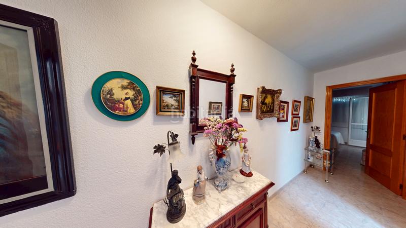 Foto 51a9c2c9-49be-4717-8af4-5d860f5183d8. Casa adosada duplex en venta en c/ real del barrio alto en Almería