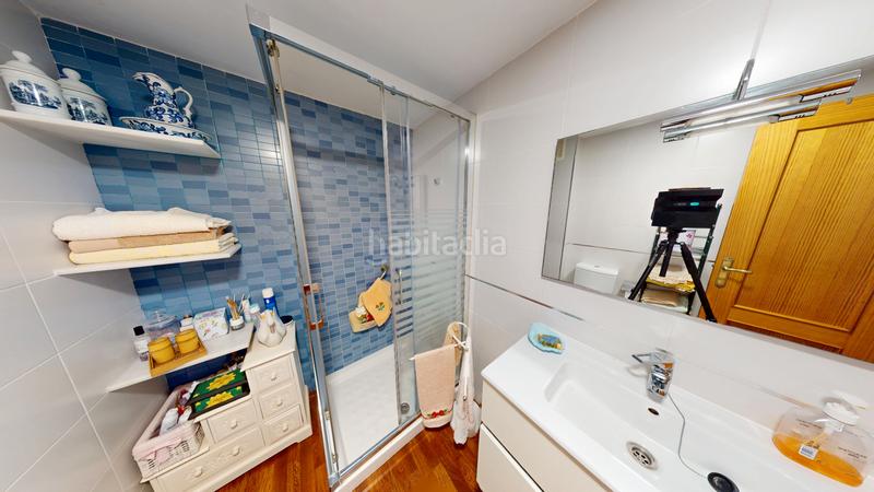 Foto 62c3959c-b56b-4489-8692-a578e8969088. Casa adosada duplex en venta en c/ real del barrio alto en Almería