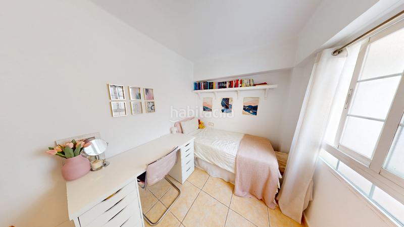 Foto 704c2195-b098-45f7-a648-7a2314ce5b42. Appartamento con riscaldamento in Barrio Alto - San Félix Almería