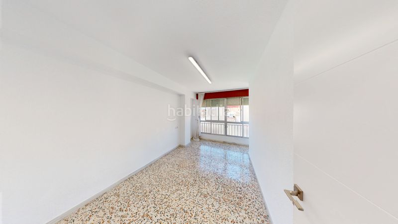 Foto 10f8e86a-45f9-4b0c-bf85-7b02cc42d3e9. Piso en Los Ángeles - Cruz de Caravaca Almería