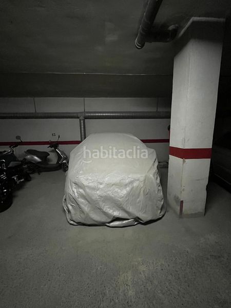 Foto eed570db-3e9d-40d3-a221-9cecf2d9b697. Aparcament cotxe a Ciudad Jardín - Tagarete - El Zapillo Almería