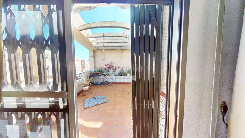 Foto 39a8c9ae-1a5f-466e-a223-136817b4573e. Casa amb aparcament a Esperanza - Quemadero Almería