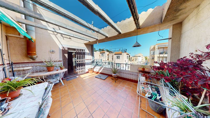 Foto f2022c79-d840-4cf5-85e0-7738776e8917. Casa amb aparcament a Esperanza - Quemadero Almería