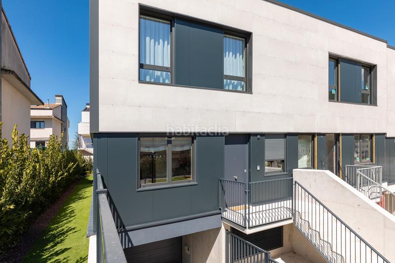 Foto 4eaf1b5b-311c-4558-8ee5-9cdeacbd84c3. Casa adossada 237m<sup>2</sup> amb aparcament a Berrioplano - berriosuso Berrioplano